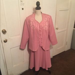 Plus size ladies suit